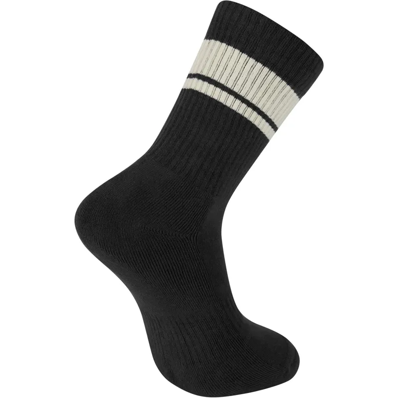 Madison Roam Isoler Crew Sock in Black-1