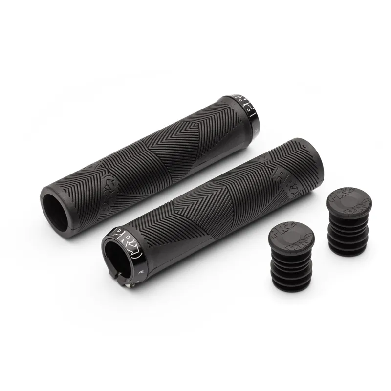 PRO HeroDirt Sport Lock On Grips in Black - 132.5 x 30mm