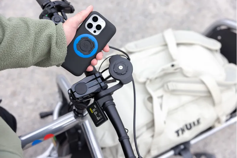 Quad Lock Waterproof Wireless Charging Head -2