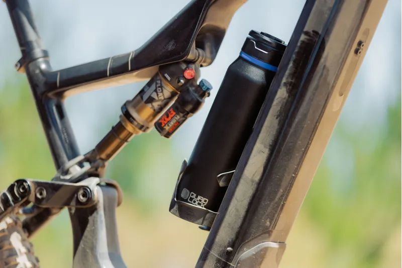 Lifeventure Quadock MAG Water Bottle in Black - 700ml-3