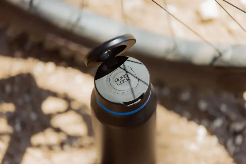 Lifeventure Quadock MAG Water Bottle in Black - 700ml-5