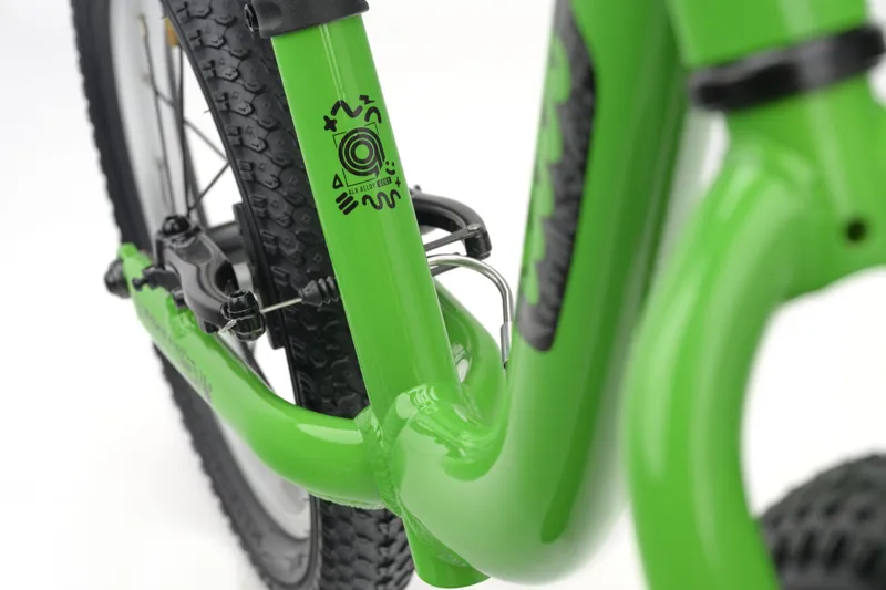 Ridgeback Scoot XL Kids Balance Bike in Go Go Green-3