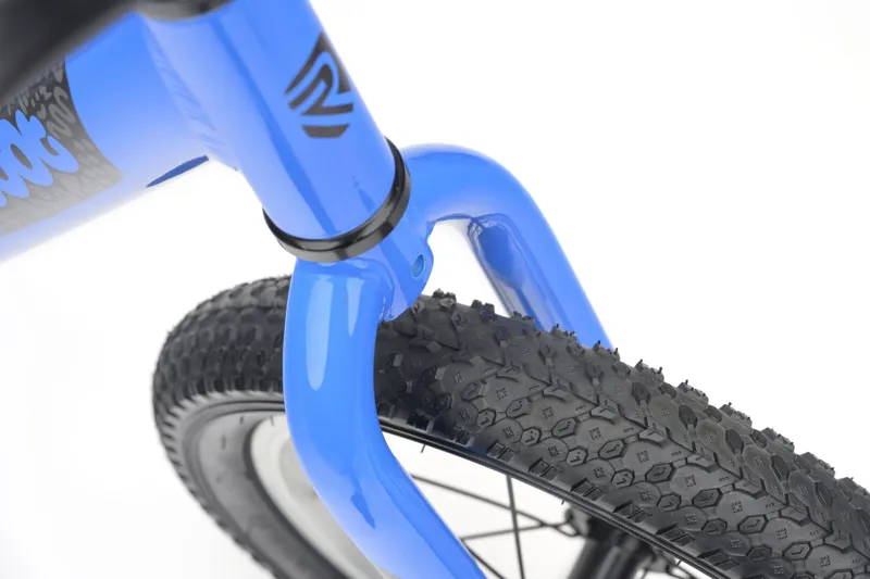 Ridgeback Scoot XL Kids Balance Bike in Bertie Blue-6