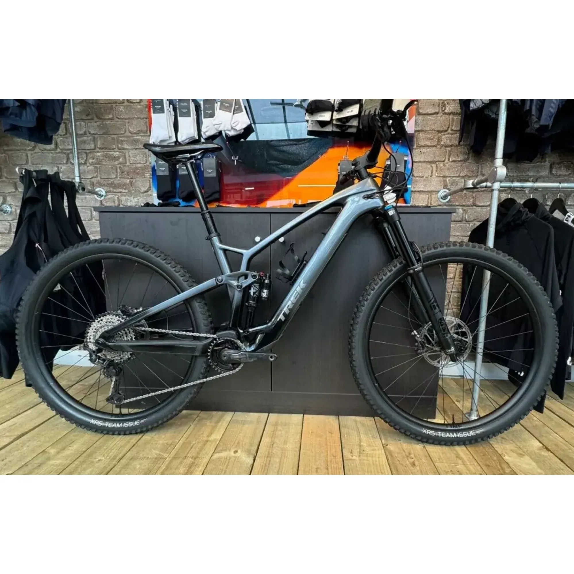 Ex demo electric mountain bikes hotsell