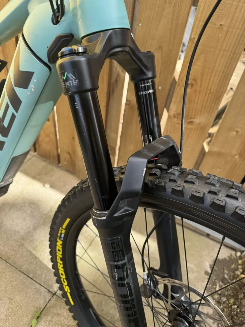 EX-DEMO - TREK Rail 7 Gen 3 625Wh Full Suspension Electric Mountain Bike in Matte Blue Sage - Medium-4