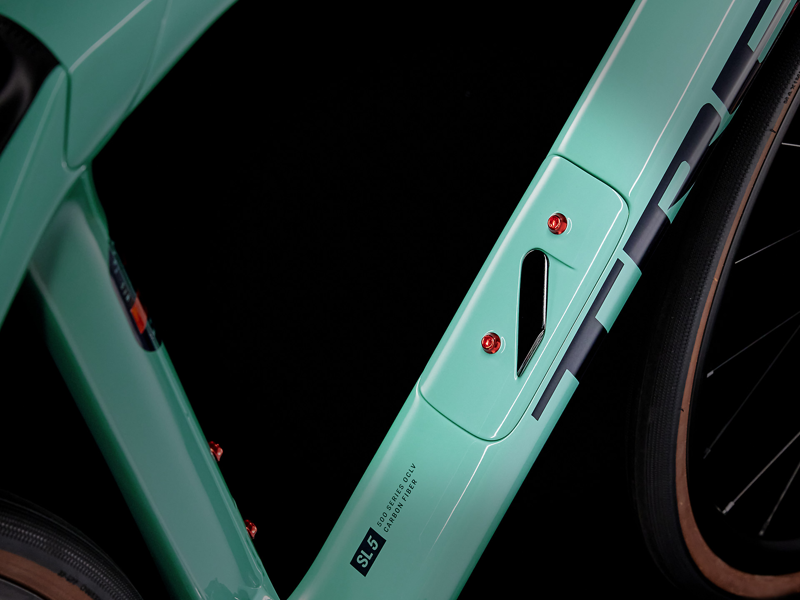 TREK Domane SL 5 Gen 4 Road Bike in Blue Sage-2