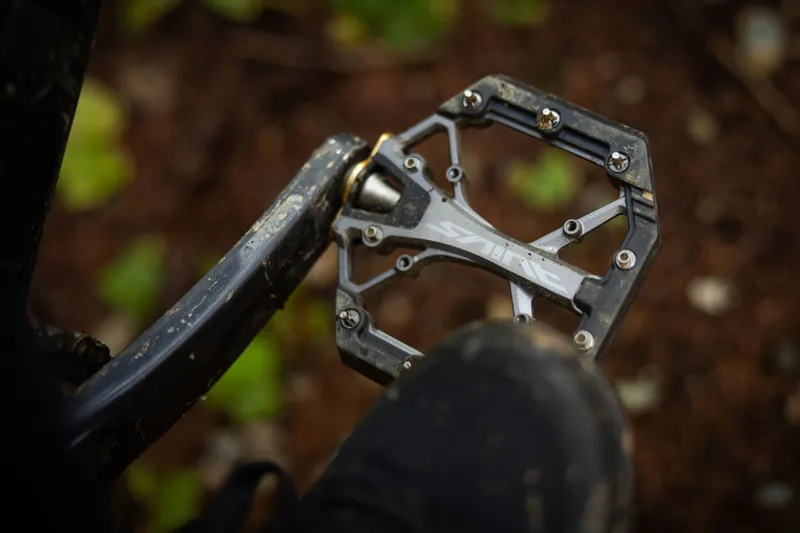 Shimano Saint PD-G8040 Mountain Bike Flat Pedals -4