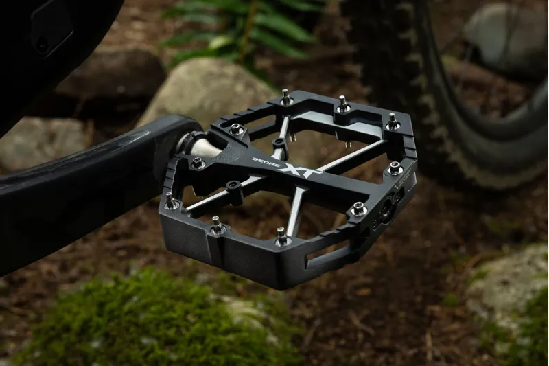 Shimano Deore XT PD-M8240 Flat Mountain Bike Pedals-4