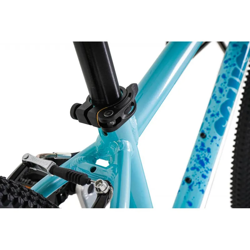 Squish 24 Kids Mountain Bike in Mint-9