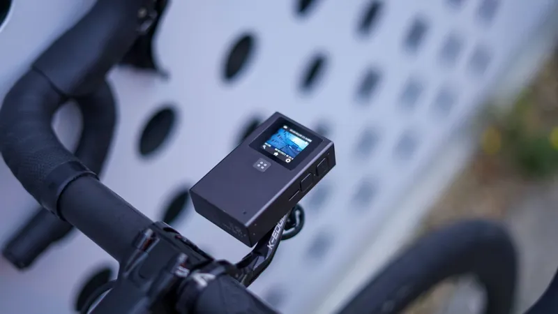 TOOO Cycling Front Camera Light Combo -3