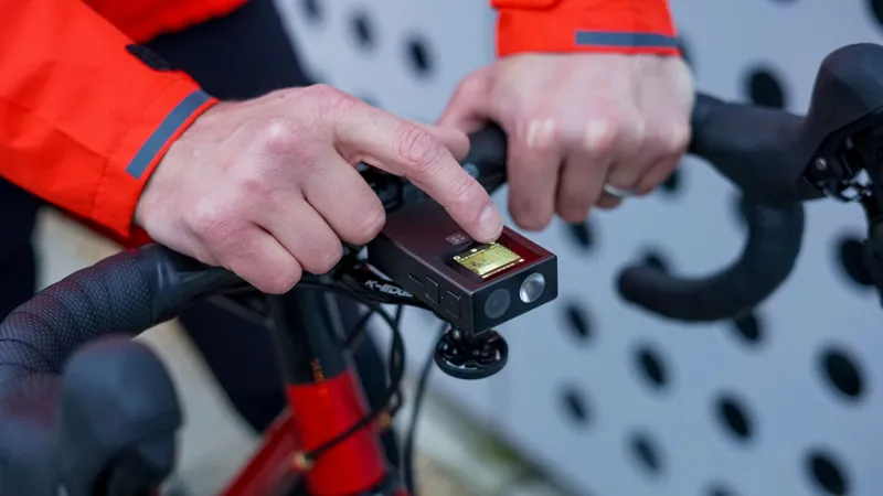 TOOO Cycling Front Camera Light Combo -4