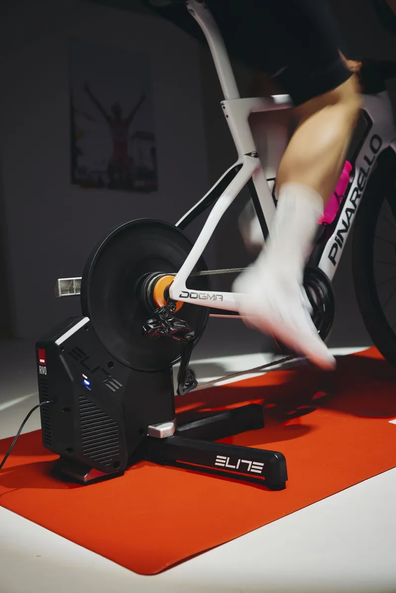 Elite Rivo FE-C Mag Turbo Trainer with Wi-Fi and Zwift Cog and Click 2 -4