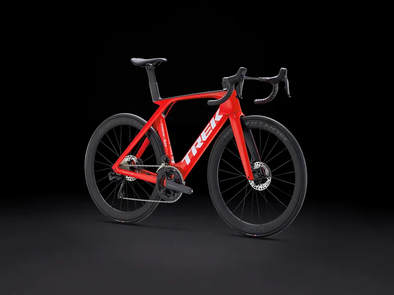 TREK Madone SLR 7 Gen 7 Road Race Bike in Viper Red-9