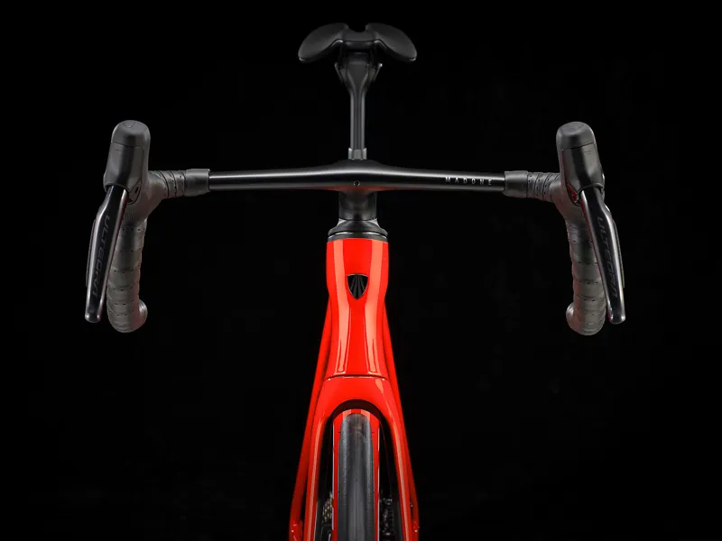 TREK Madone SLR 7 Gen 7 Road Race Bike in Viper Red-4