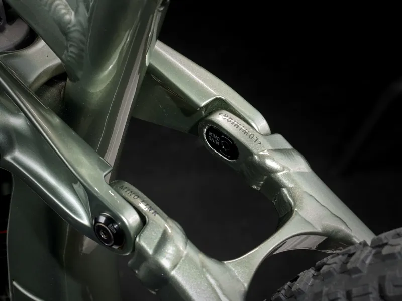 TREK Rail 7 Gen 3 625Wh Full Suspension Electric Mountain Bike in Lichen-9