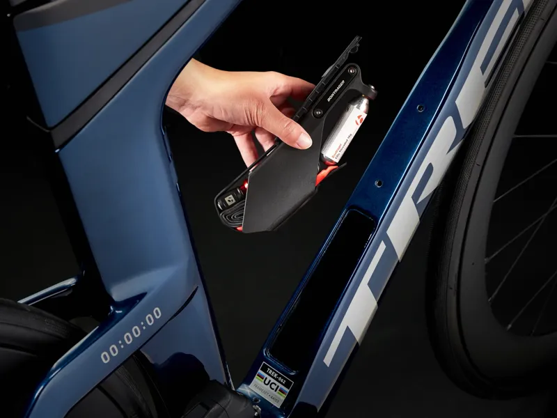 TREK Speed Concept SLR 7 AXS Triathlon Bike in Mulsanne Blue-4