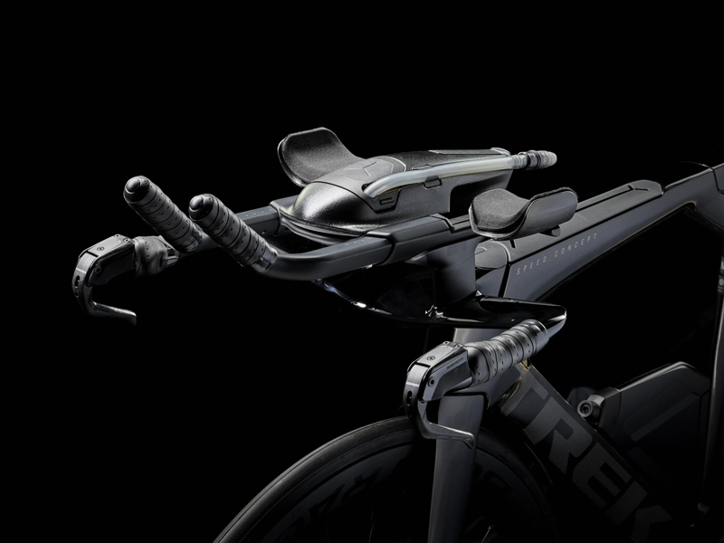 TREK Speed Concept SLR 7 AXS Triathlon Bike in Deep Smoke and Gloss Trek Black-2
